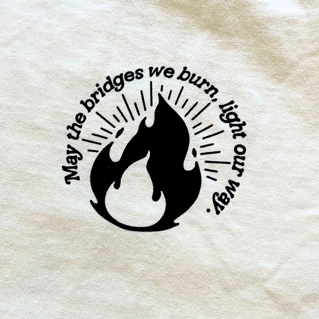 Burning bridges // t-shirt