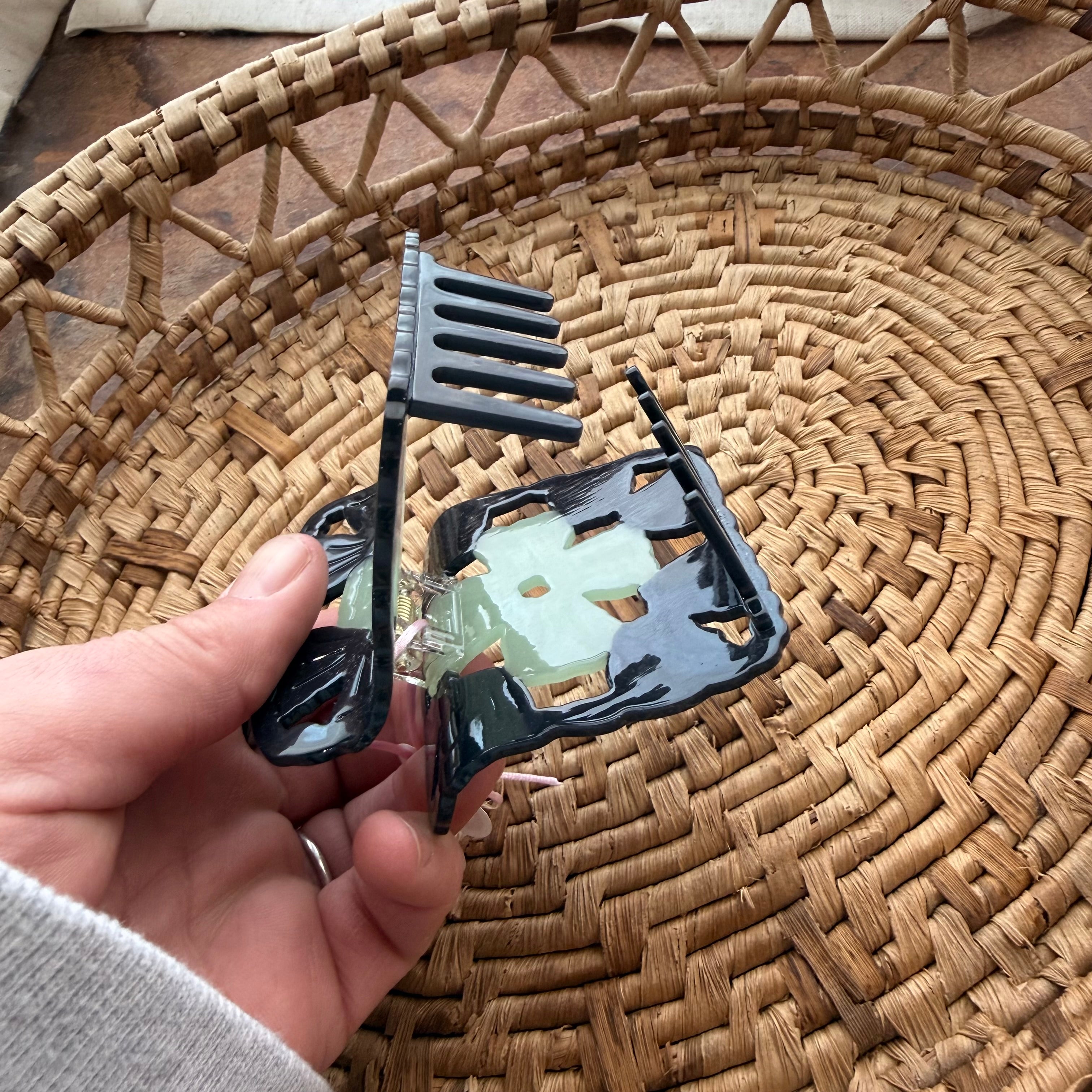 Granny square hair claw