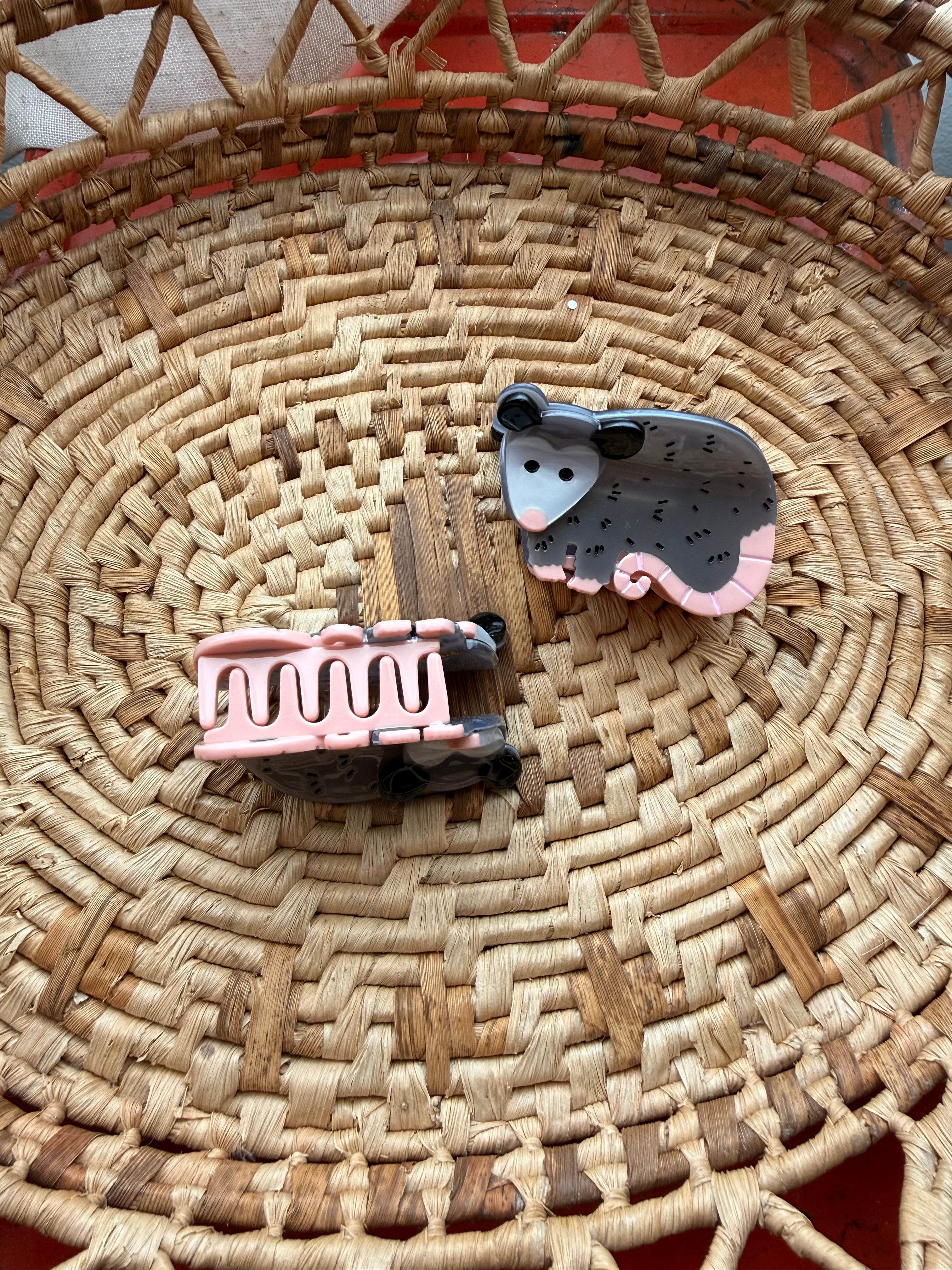 Possum Hair Claw